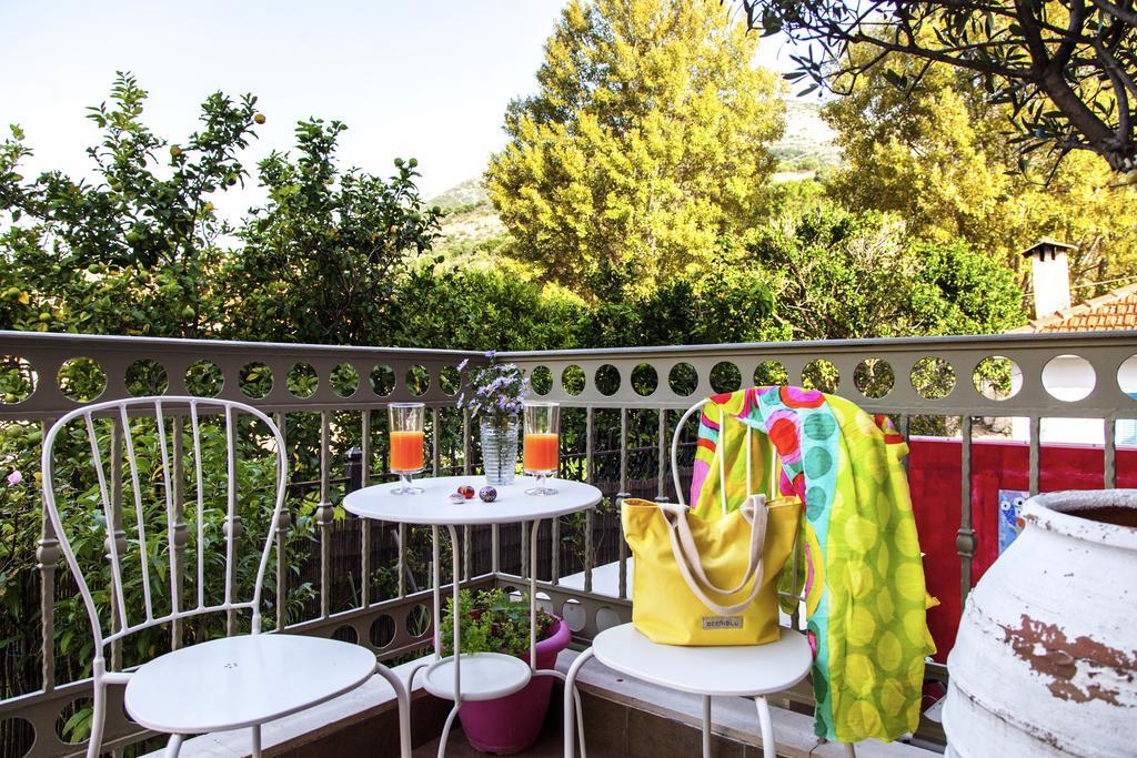 Villa Kirki Apartments Айя-Евфимия Экстерьер фото